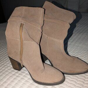 Lucky Suede boots